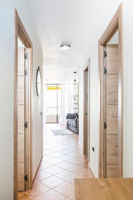 Cosy Apartment In Los Cristianos 5Min To The Ocean エクステリア 写真