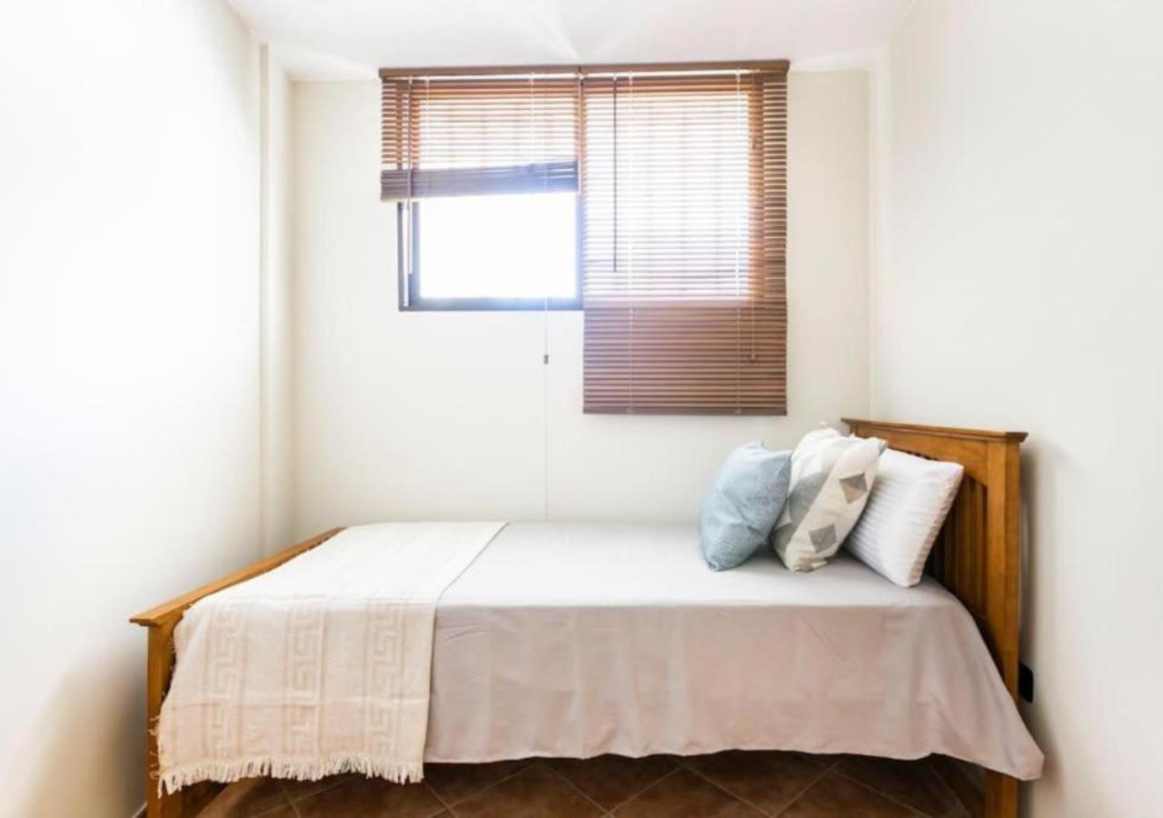 Cosy Apartment In Los Cristianos 5Min To The Ocean エクステリア 写真