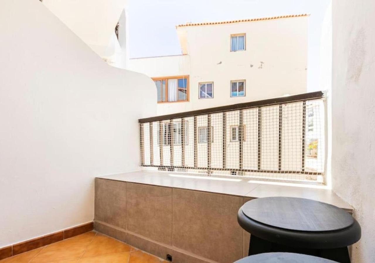Cosy Apartment In Los Cristianos 5Min To The Ocean エクステリア 写真