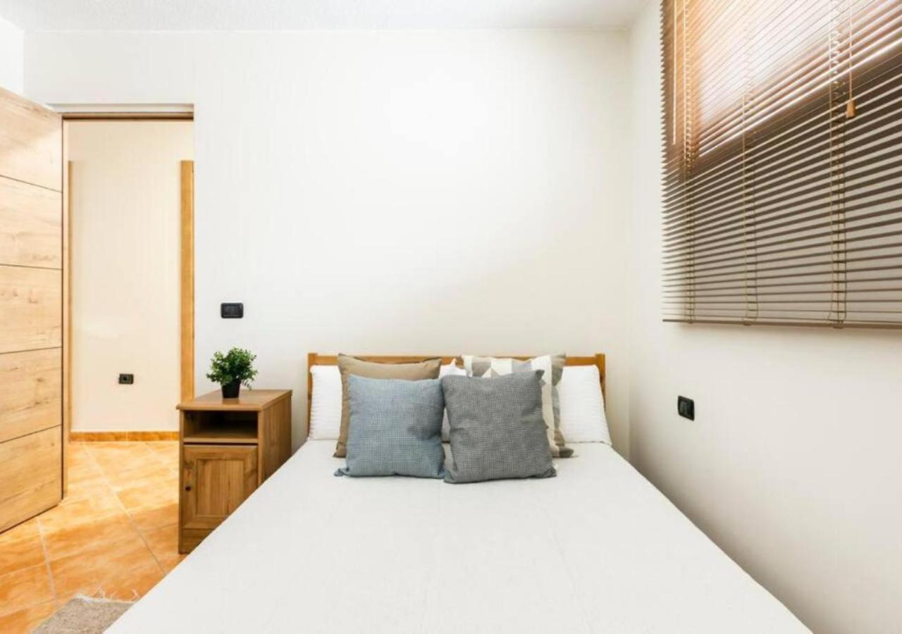 Cosy Apartment In Los Cristianos 5Min To The Ocean エクステリア 写真